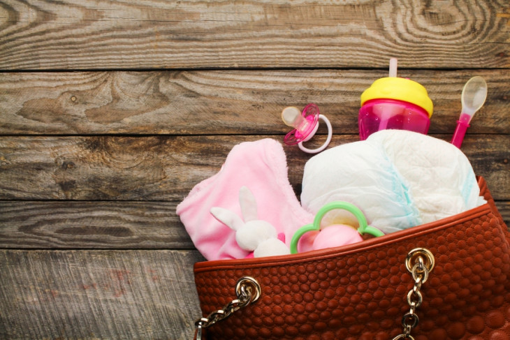 Motherhood and Employment Among Migrant and Native Women